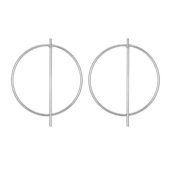Unique Design//Circle Minimalist Hoop Earrings - Picture 5 of 7